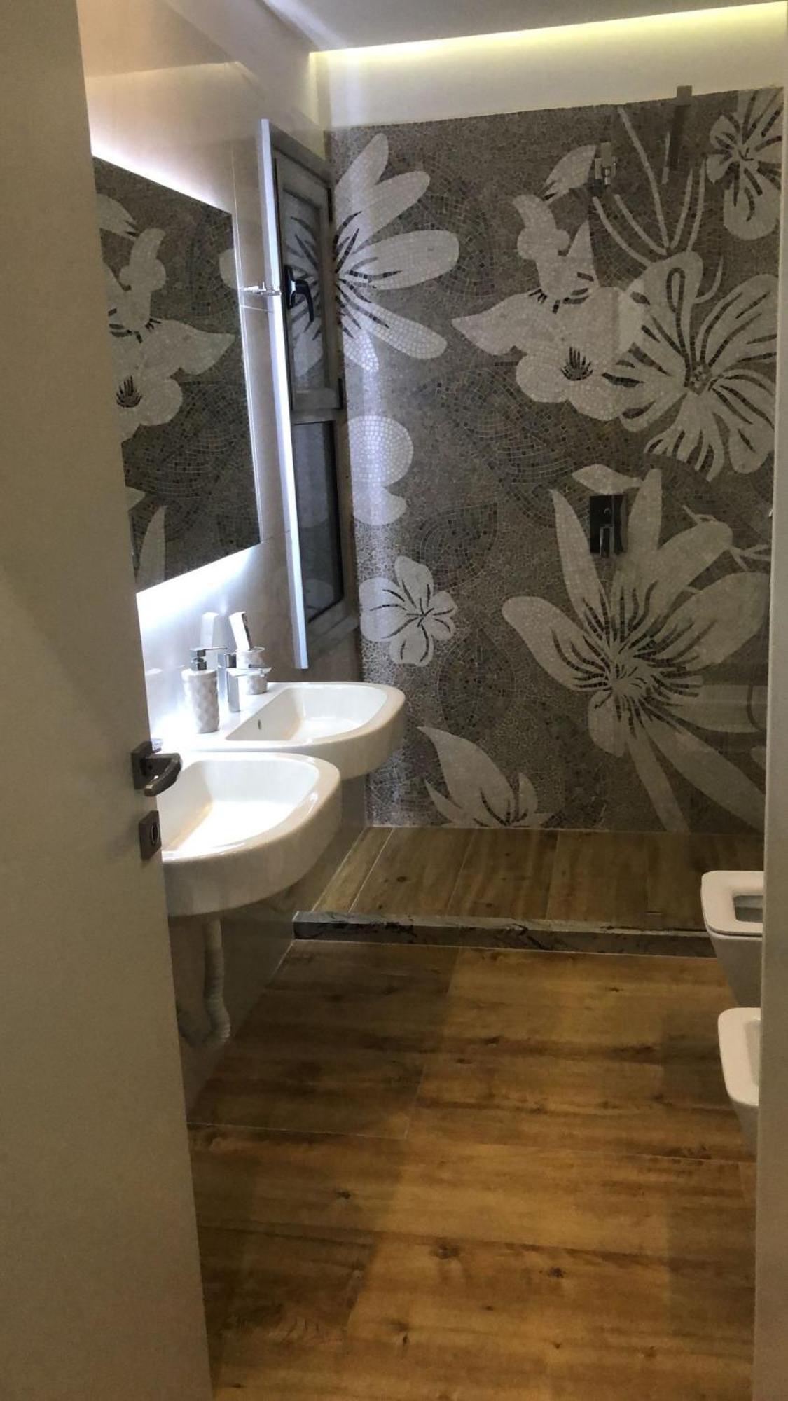Kreilux Valona Apartment Vlore Luaran gambar