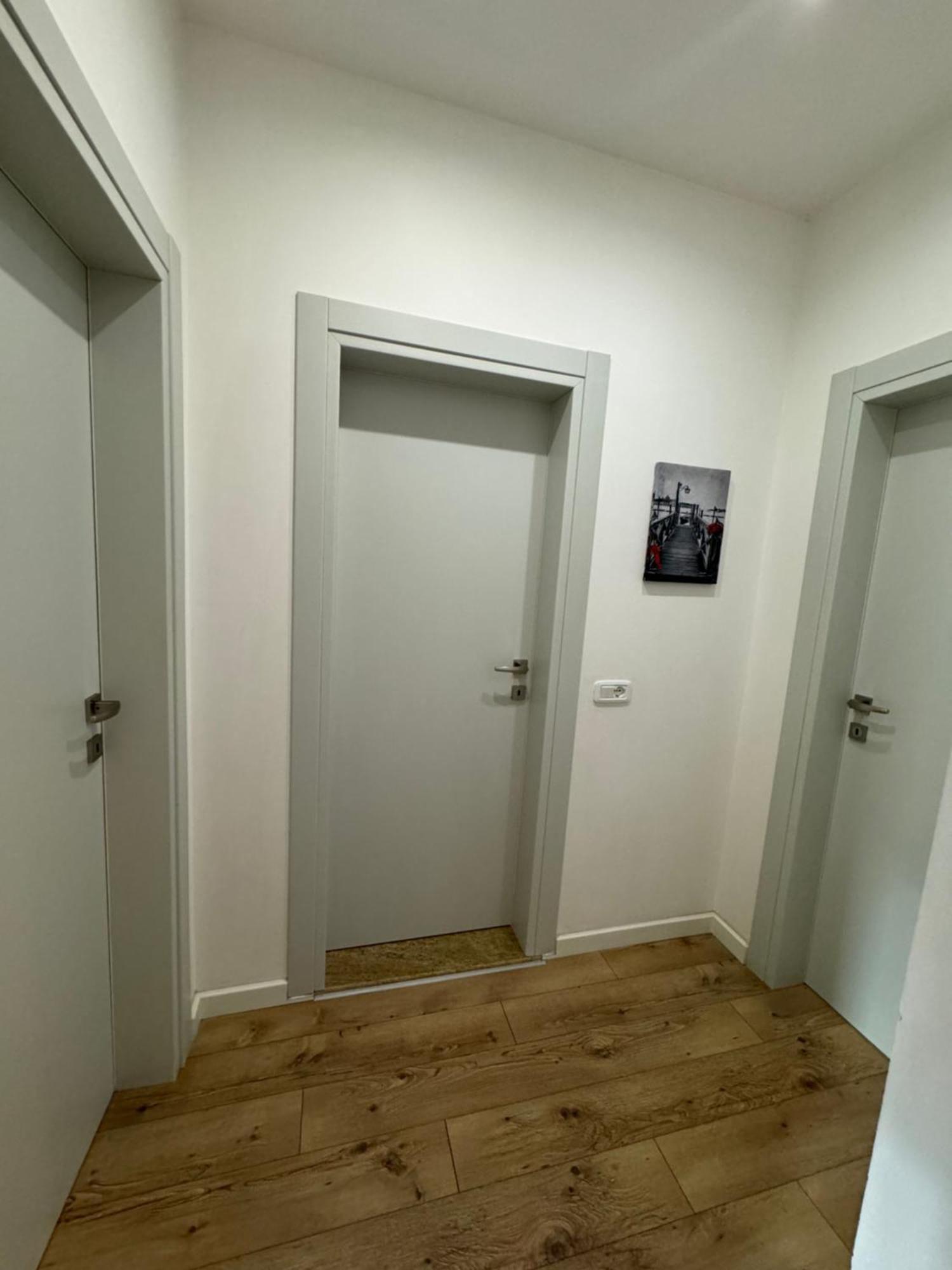 Kreilux Valona Apartment Vlore Luaran gambar