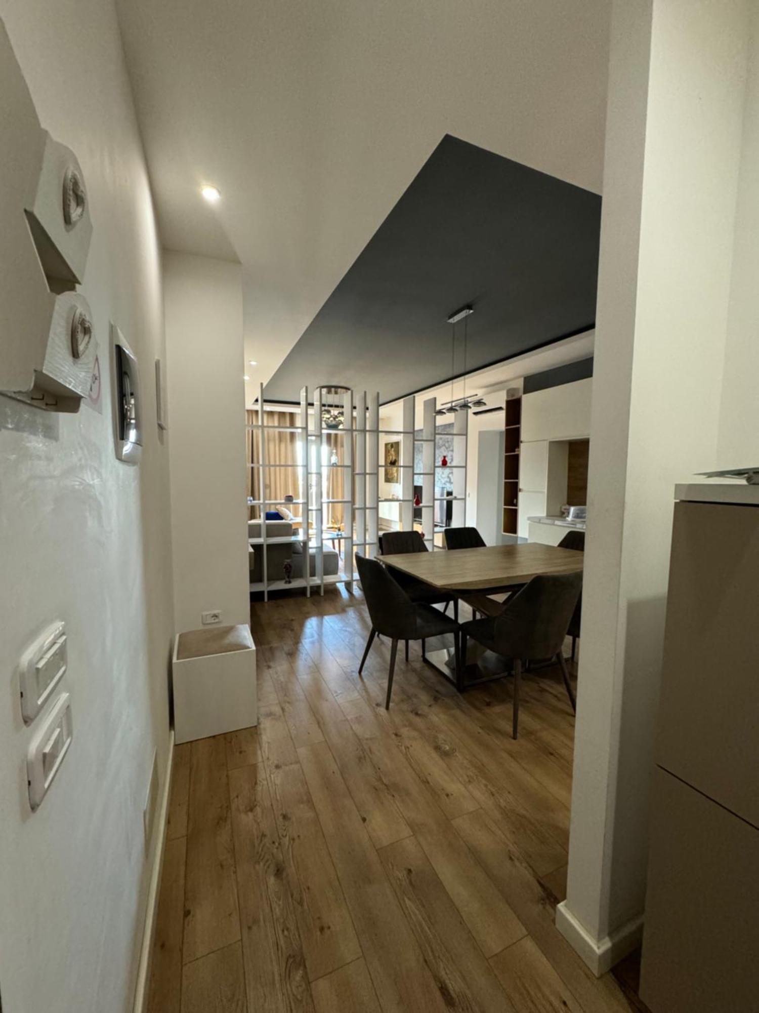 Kreilux Valona Apartment Vlore Luaran gambar