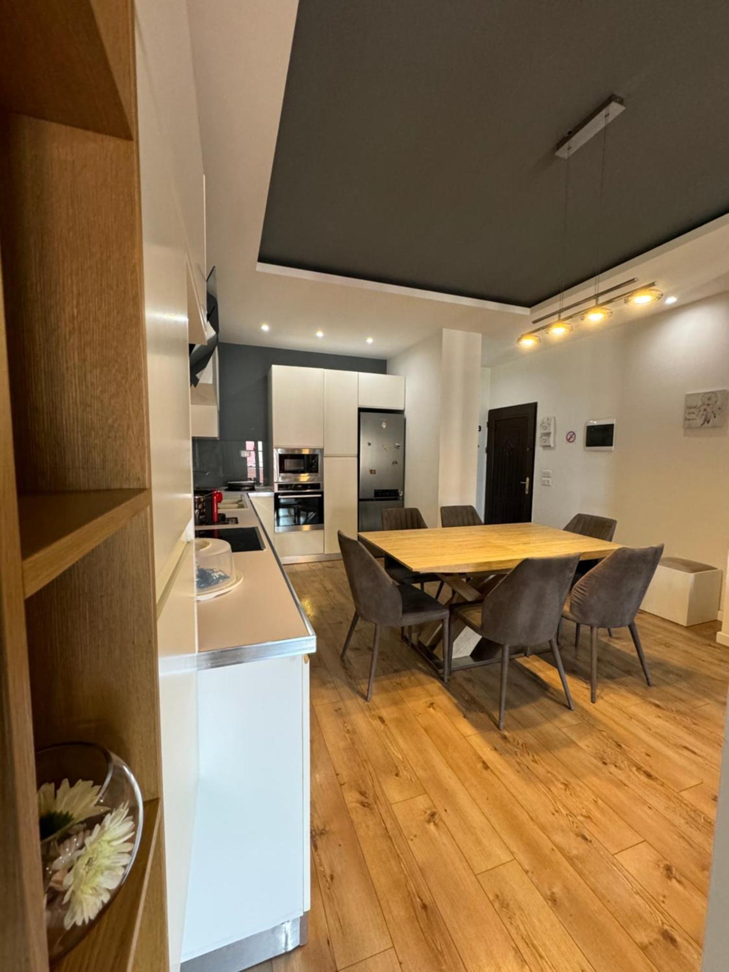 Kreilux Valona Apartment Vlore Luaran gambar