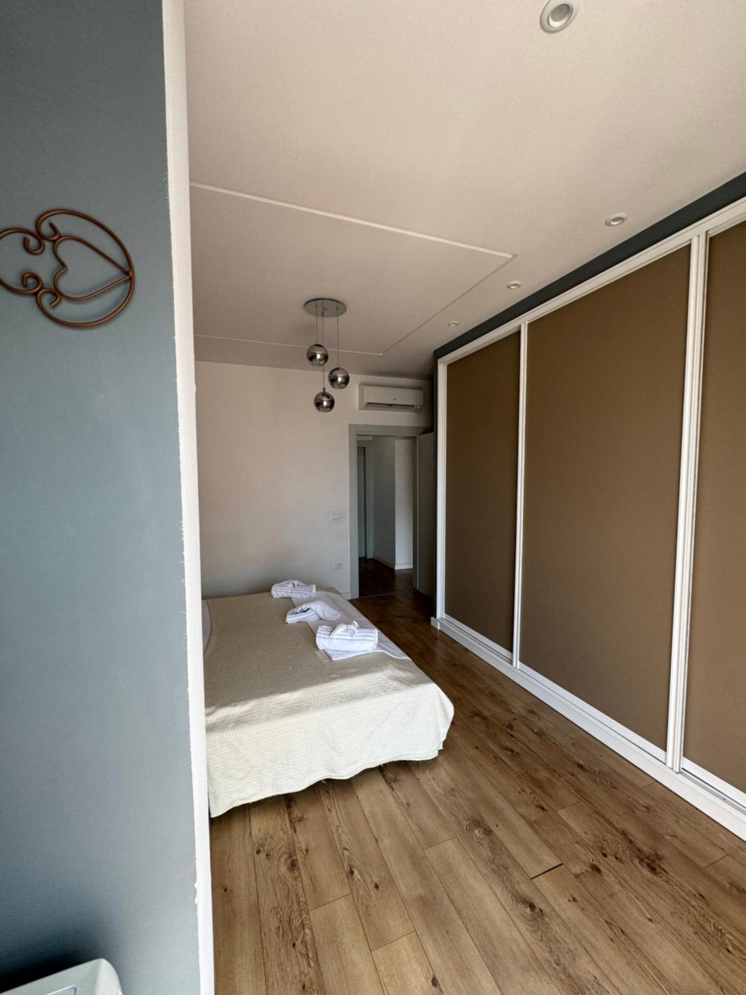 Kreilux Valona Apartment Vlore Luaran gambar